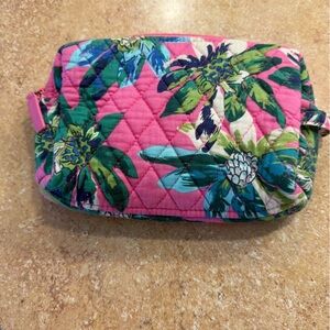Vera Bradley pink floral makeup bag